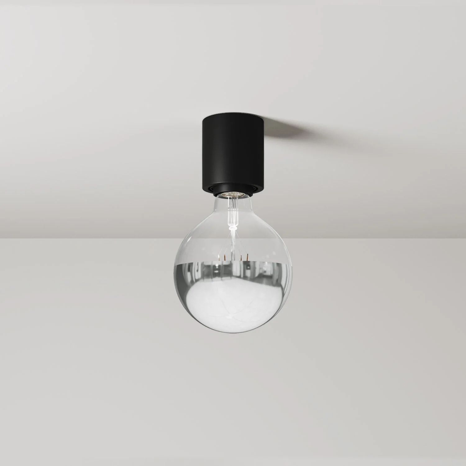 Applique Nera con lampadina a vista mezza sfera argento - Waterproof IP44 - IO