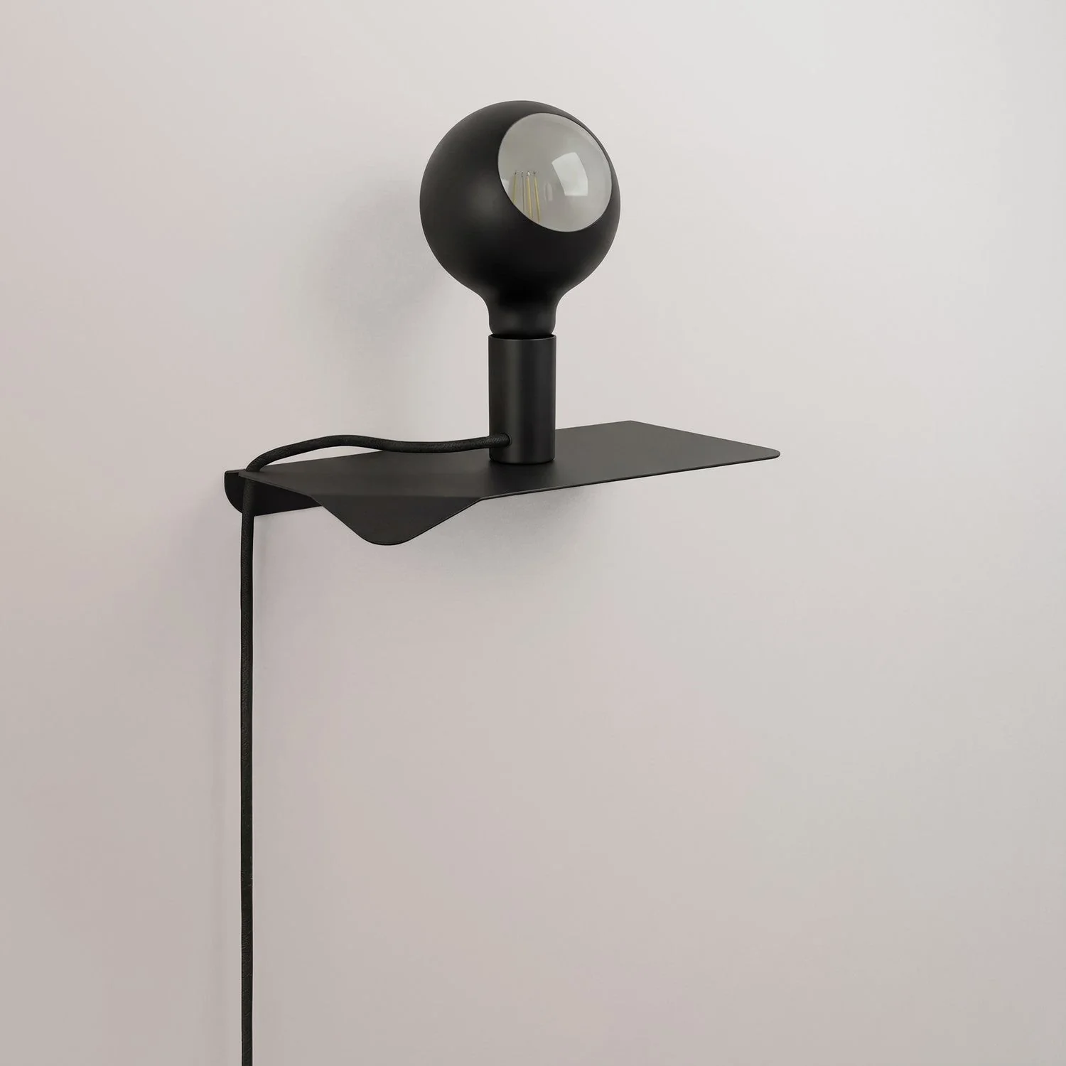 Combo Camo - Lampada con mensola e spina UK - Nero - Image 3