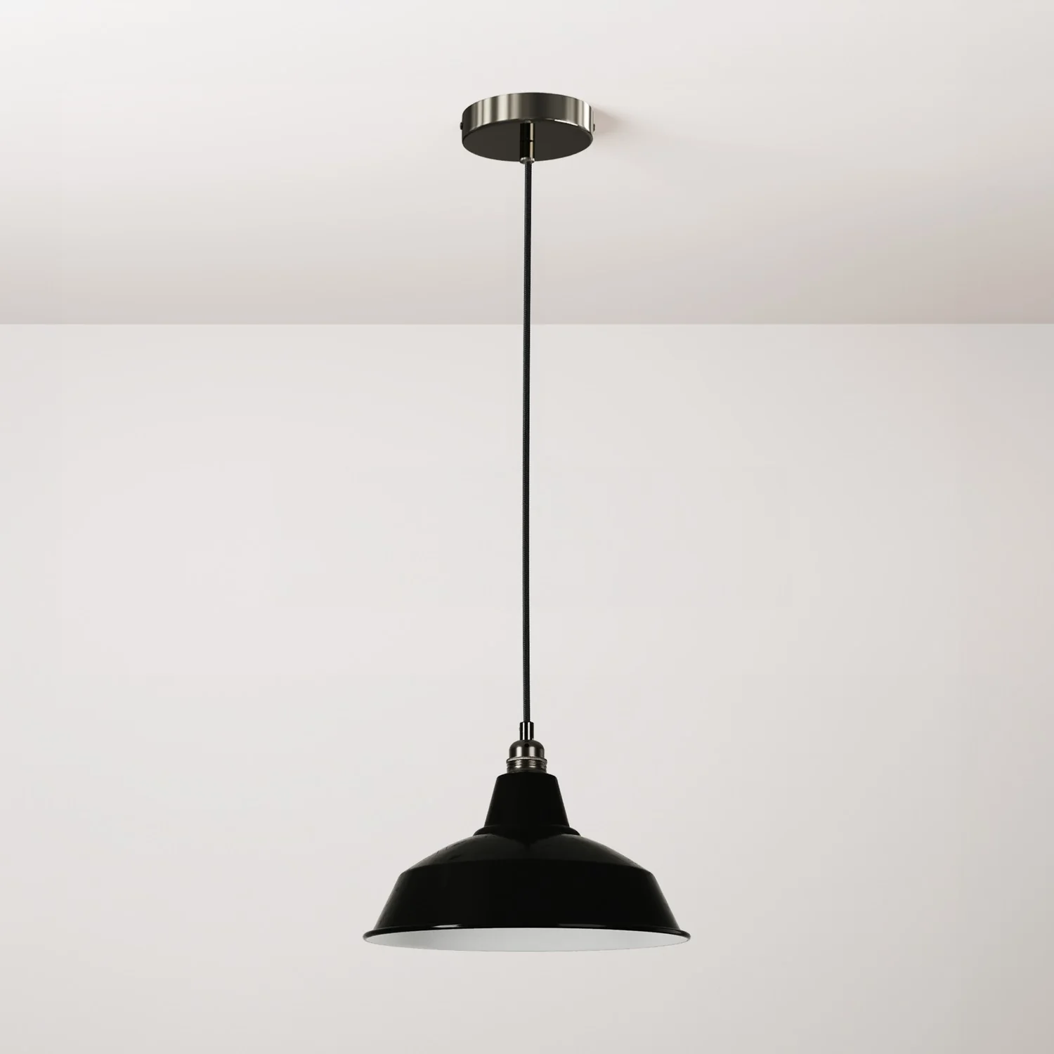 Lampada a sospensione completa di cavo tessile, paralume Bistrot e finiture in metallo - Nero