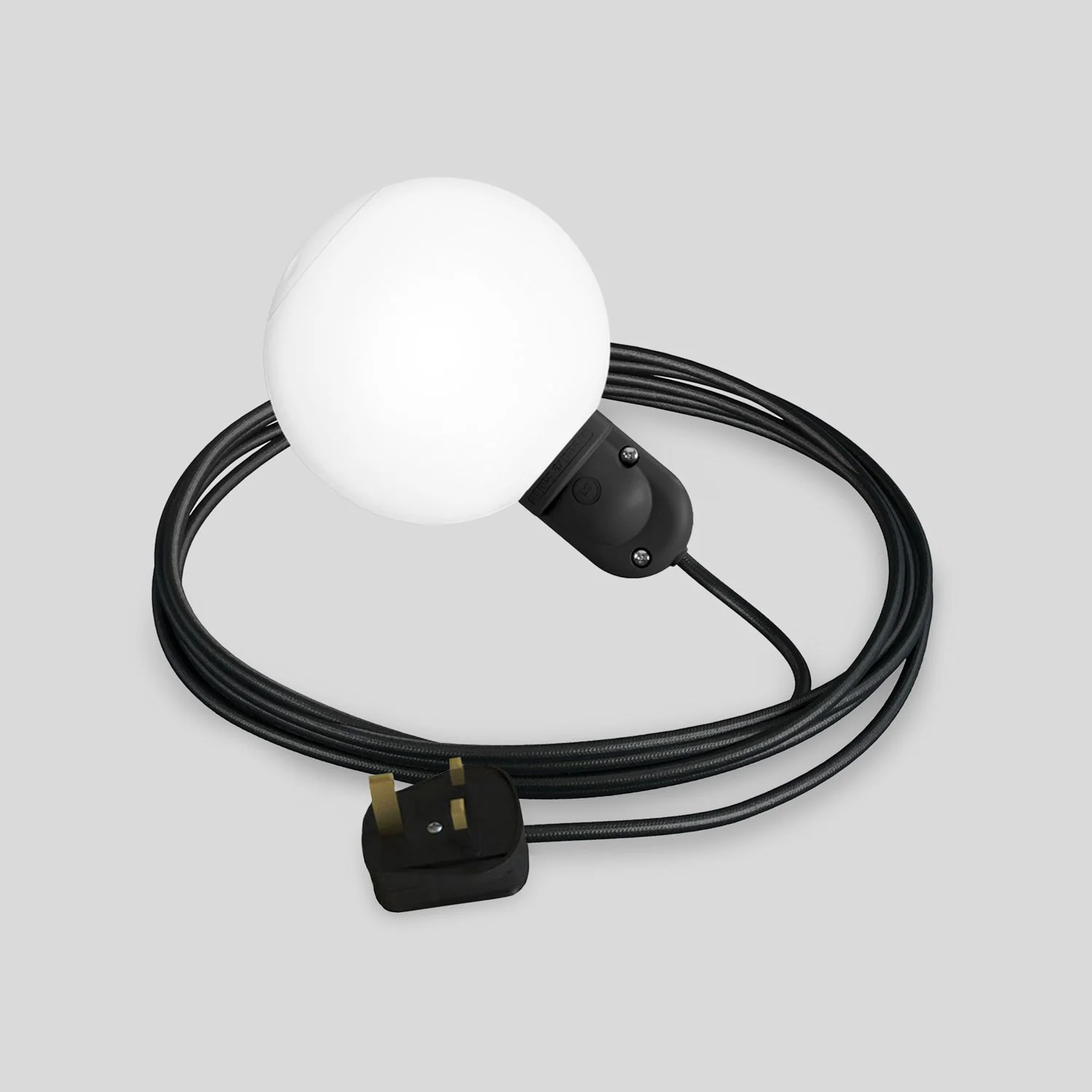 Lampada da esterno Modulair IP65 con spina UK, paralume infrangibile Unbreak-a-Ball e cavo SM04