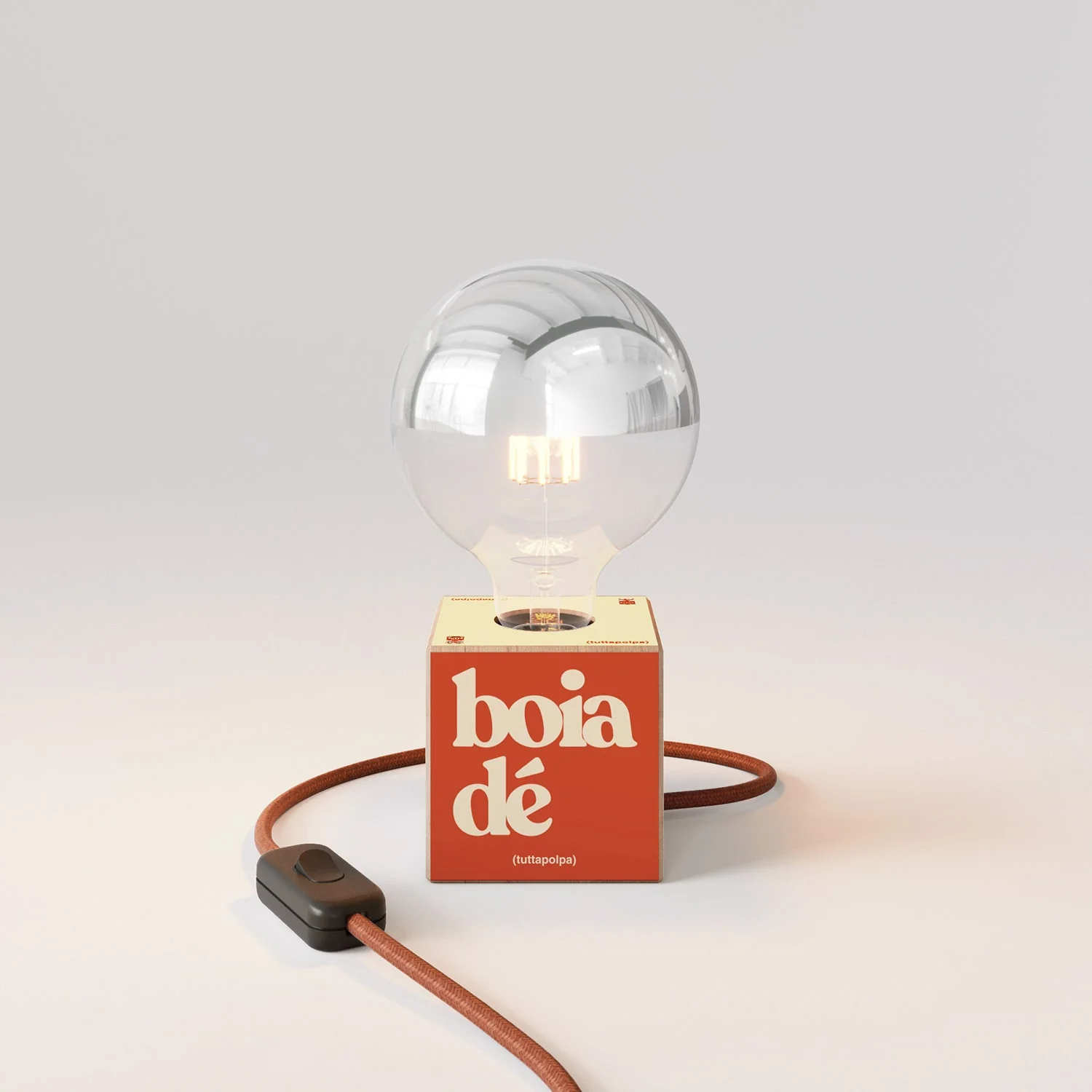 Lampada da tavolo Cubetto "Boia de" con spina inglese e lampadina globo mezza sfera argento - Tuttapolpa - Image 4