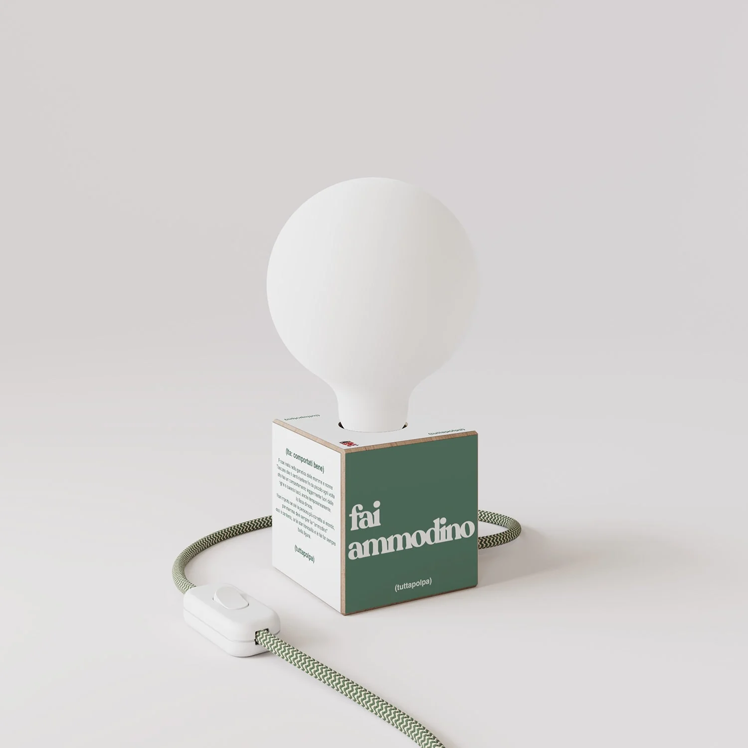 Lampada da tavolo Cubetto "Fai ammodino" con lampadina globo effetto porcellana - Tuttapolpa - Image 3