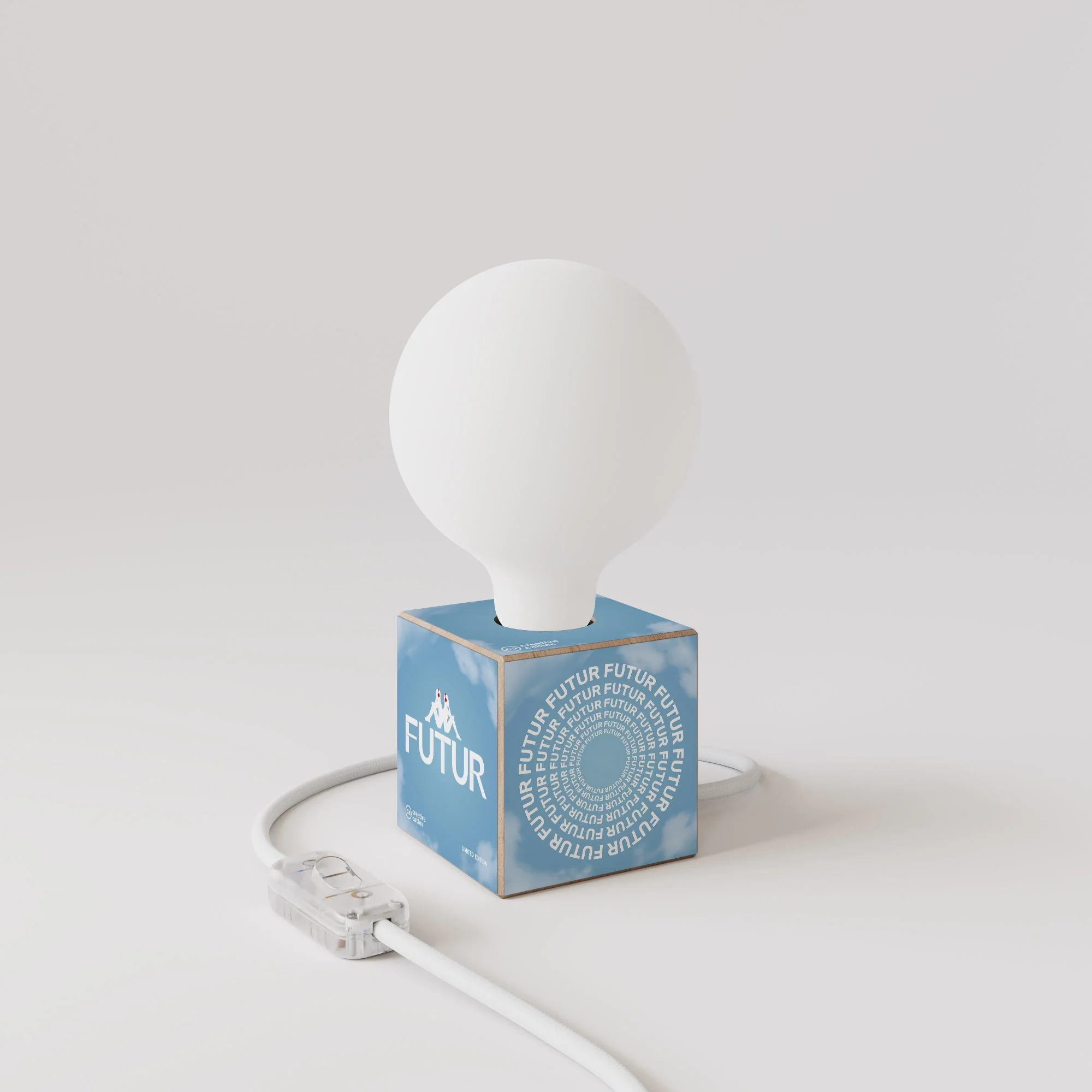 Lampada da tavolo Cubetto "Futur" con lampadina globo effetto porcellana - Futur festival - Image 3