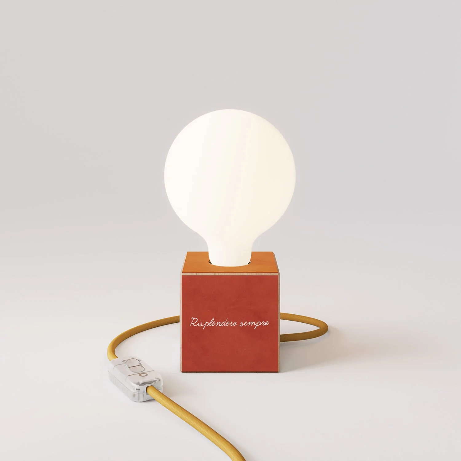 Lampada da tavolo Cubetto "Il sole" con lampadina globo effetto porcellana - Santomanifesto - Image 4