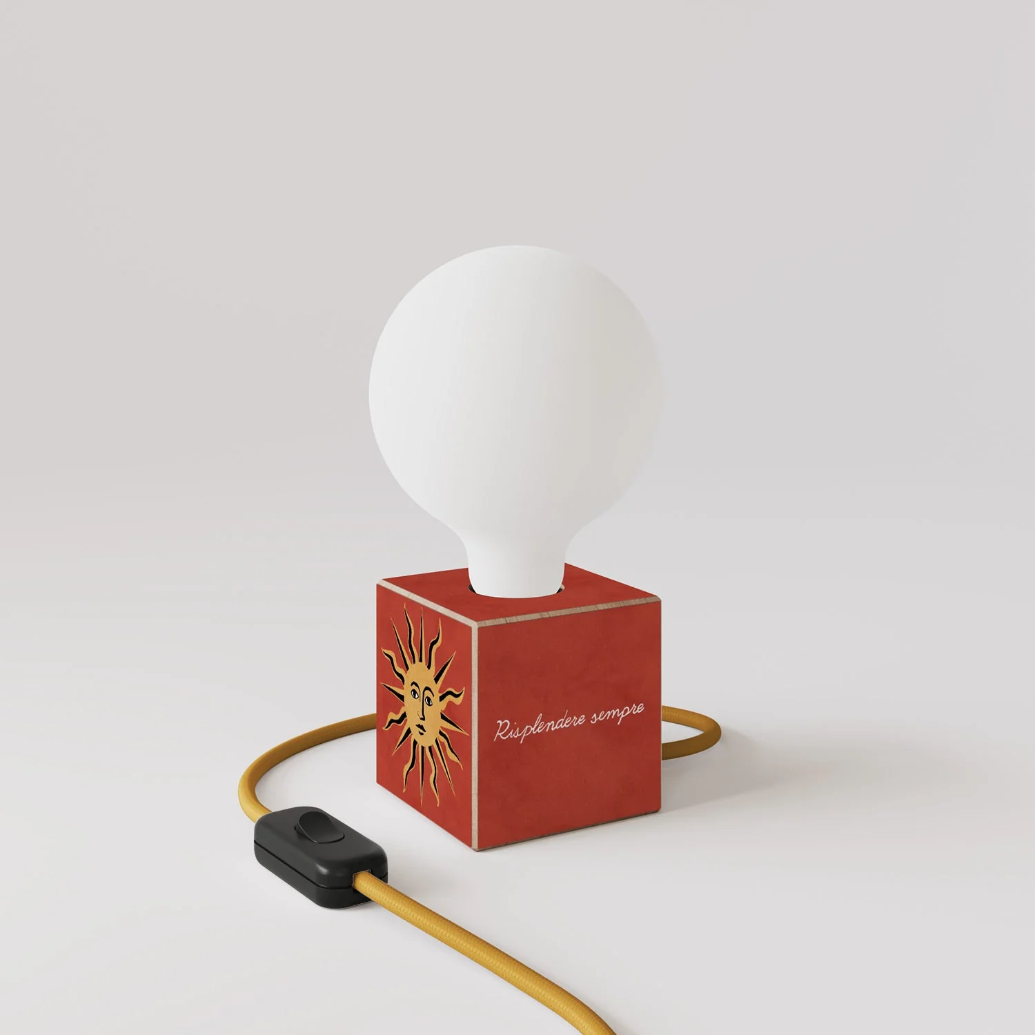 Lampada da tavolo Cubetto "Il sole" con spina inglese e lampadina globo effetto porcellana - Santomanifesto - Image 3