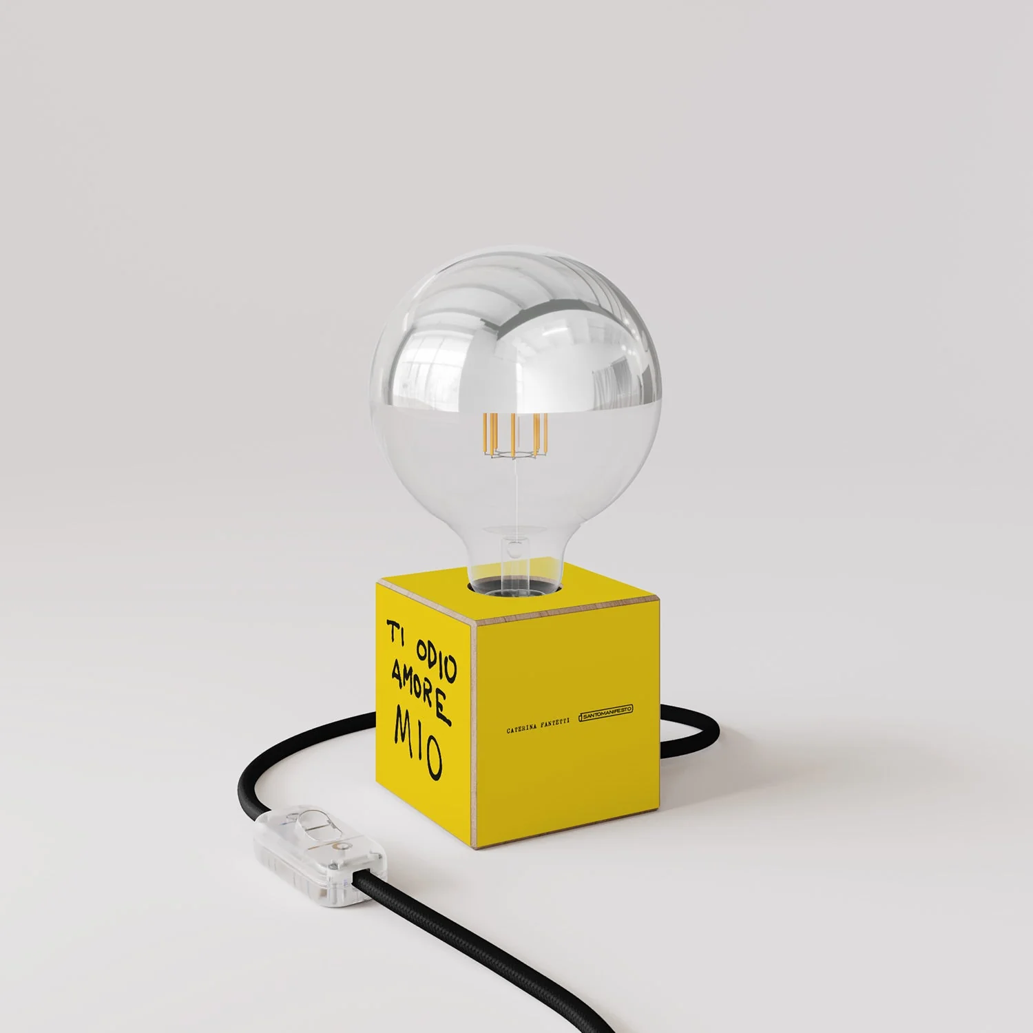 Lampada da tavolo Cubetto "Ti odio amore mio" con lampadina globo mezza sfera argento - Santomanifesto - Image 3