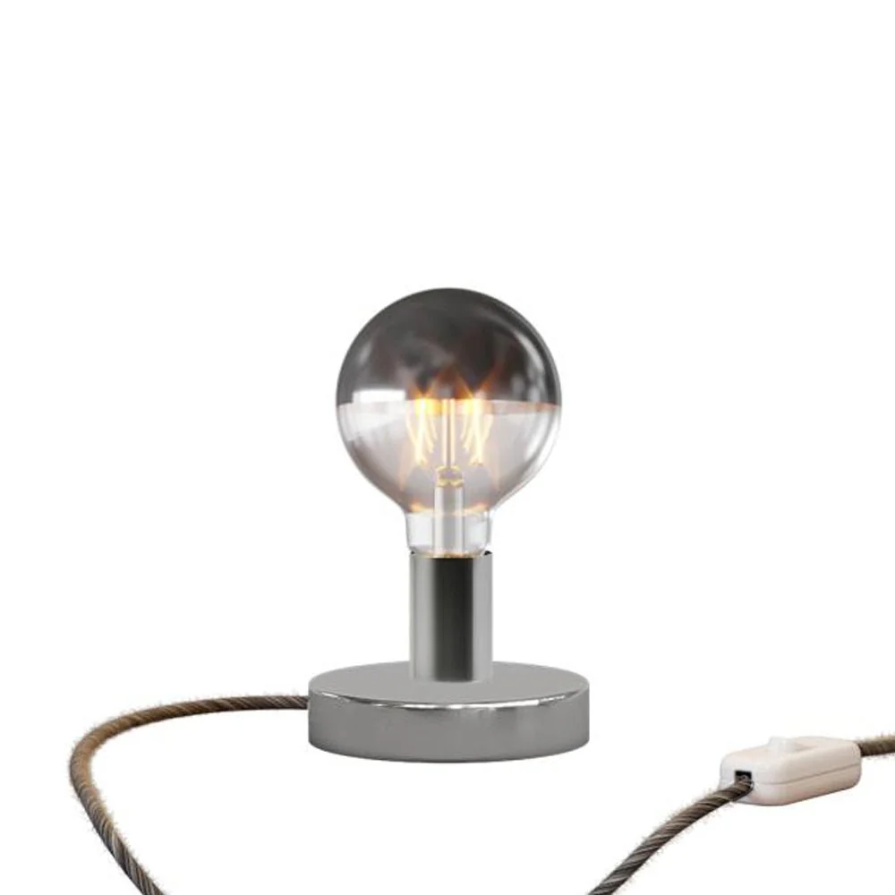 Lampada da tavolo Posaluce Half Cup in metallo e spina UK - Cromo
