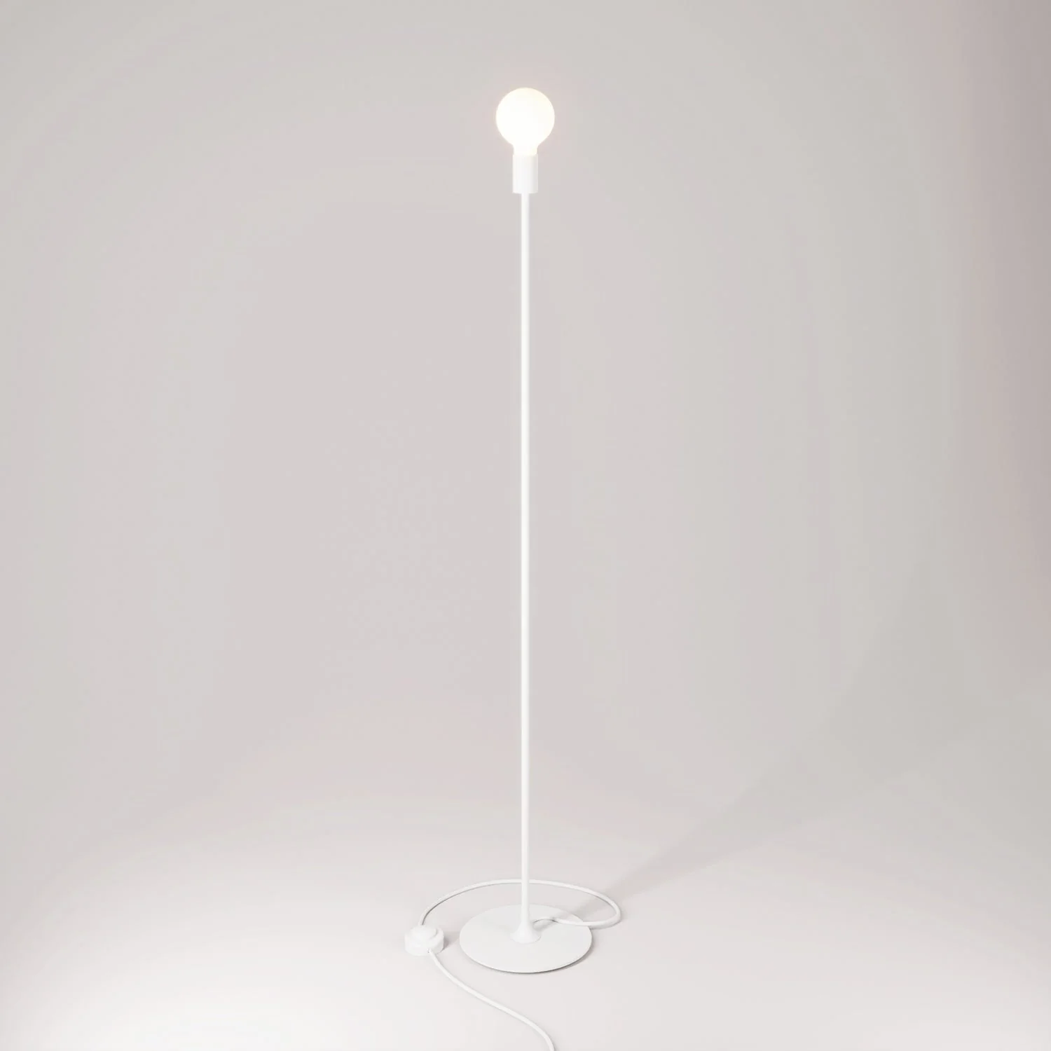 Lampada da terra MAG-Y con base metallica tonda e spina UK - Bianco opaco