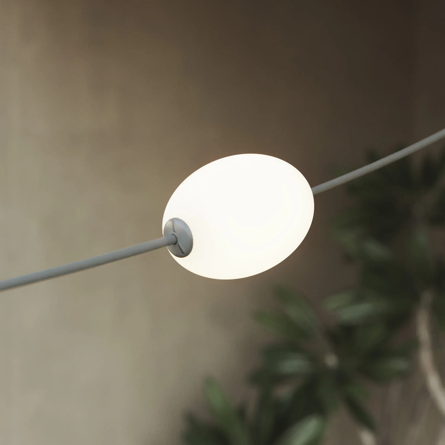 Outdoor 3-Light String Light for wet locations Gray, Power supply with US plug - Marina3 - Image 4