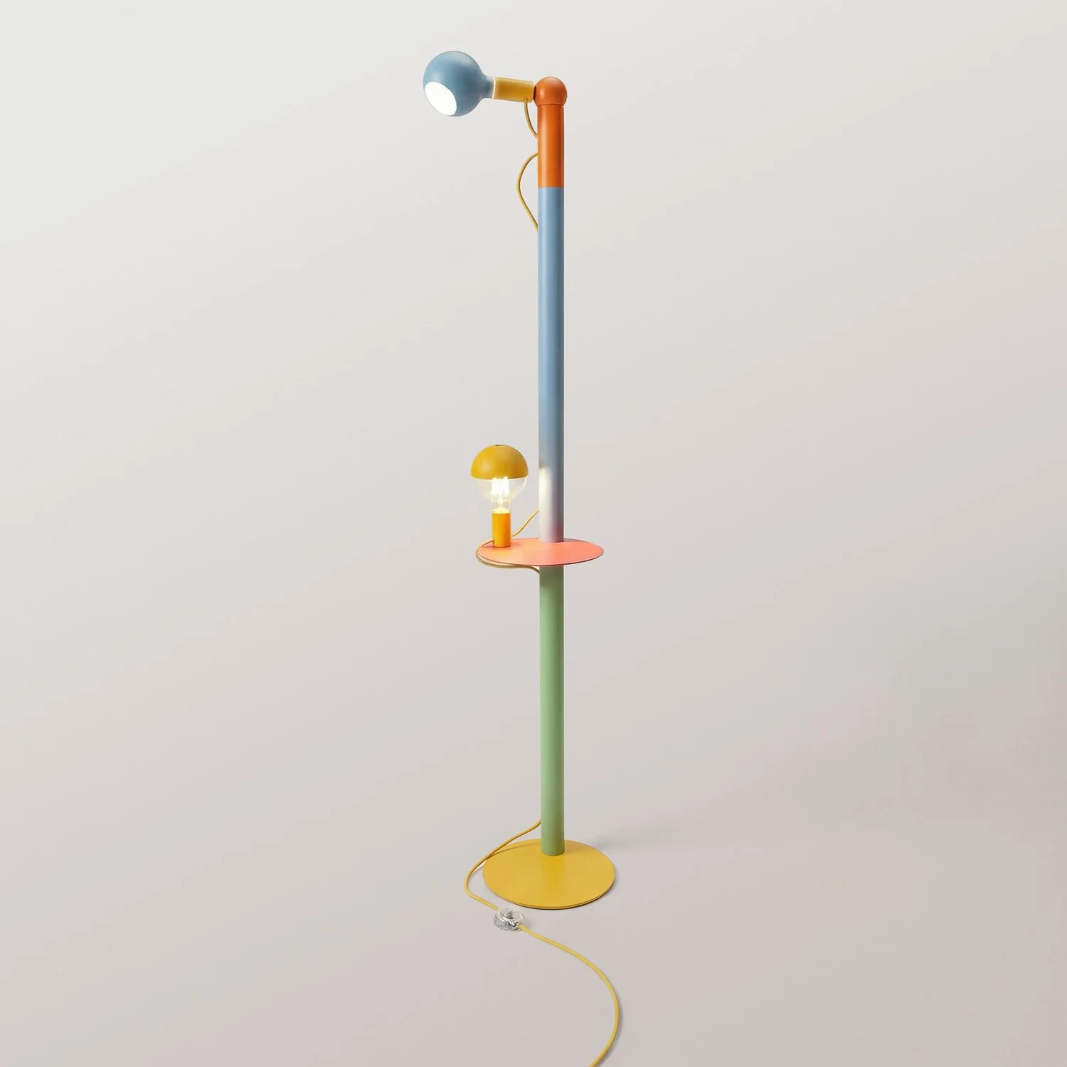 Rocco XXL - Lampada da terra multicolor con spina UK e lampadina Maria e Camo